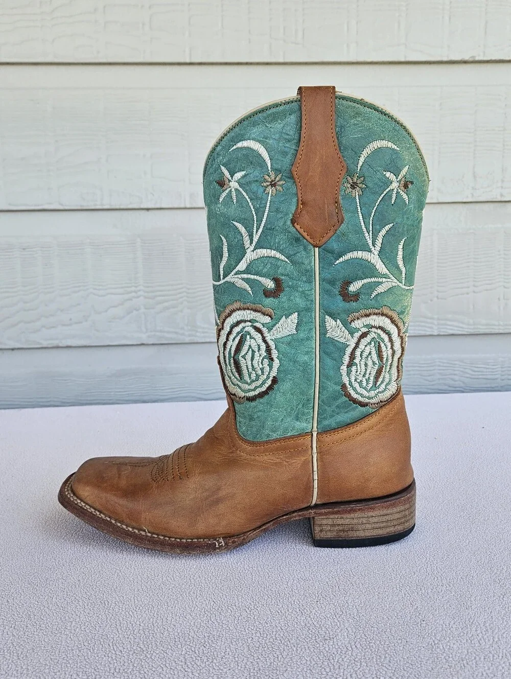 Circle G by Corral Honey Turquoise Flower Western Boot Girl Youth SZ 4 Leather